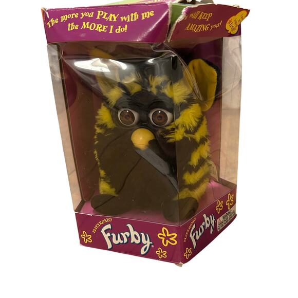 1999 Bumblebee Furby Black Yellow Tiger Electronics WORKING With Box and Tags - Picture 2 of 10